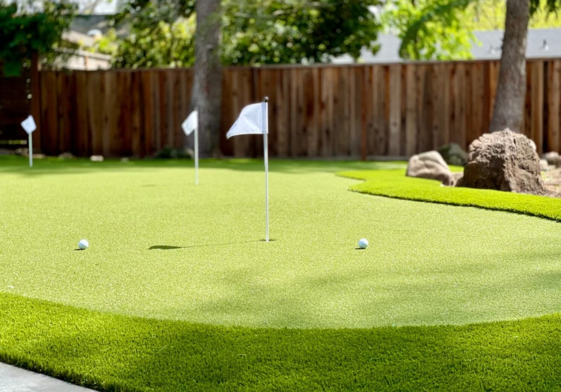 Backyard Putting Greens service in Fremont, CA